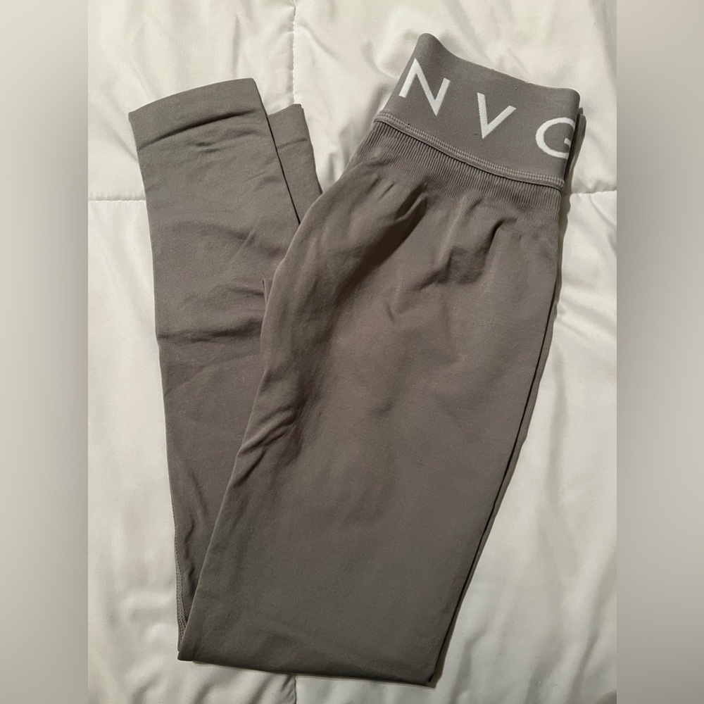NVGTN Seamless Leggings NWOT